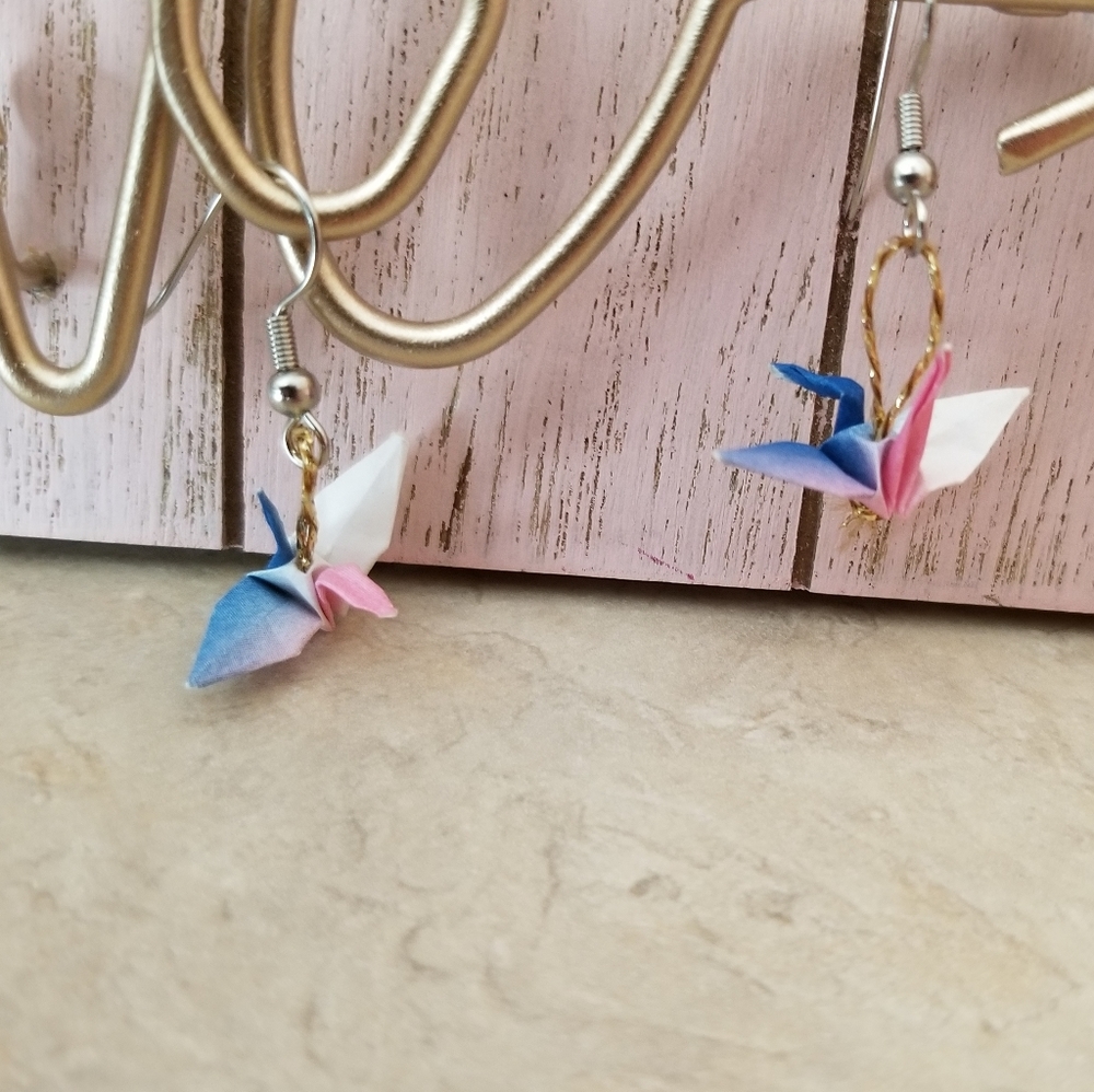Pair DIY paper crane origami earrings - Picture 2 of 2